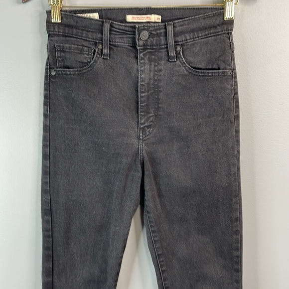 Levi's Black Skinny Jeans for Women - Picture 3 of 13